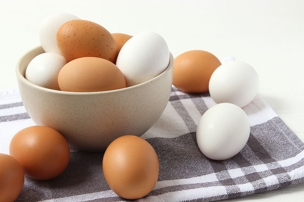 6 Foods to Have and Avoid with High Cholesterol