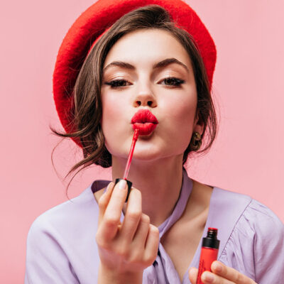 Gloss vs Matte Lipsticks – Understanding the Difference